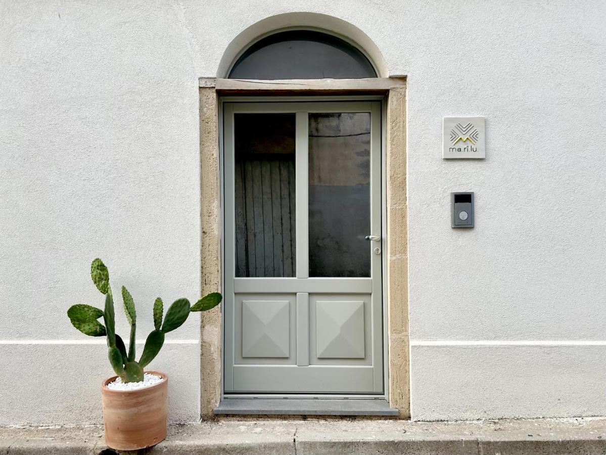 Palazzo Ma.Ri.Lu. Ξενοδοχείο Càbras Εξωτερικό φωτογραφία